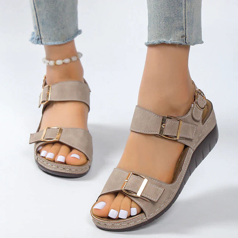 Adel - Orthopädische Sandalen für Frauen