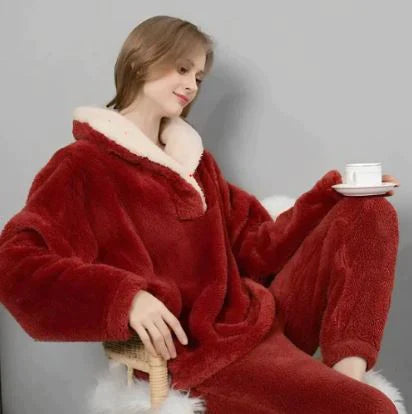 Colleen - Pyjama-Set aus flauschigem Fleece für die Nacht